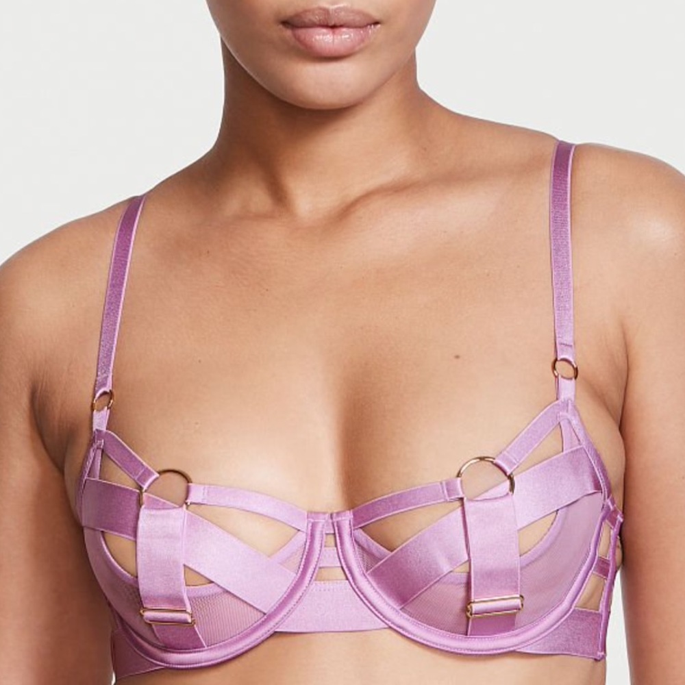 NWT $79.50 32 34 36 38 VS Very Sexy Unlined Demi Bra Strappy Cutout